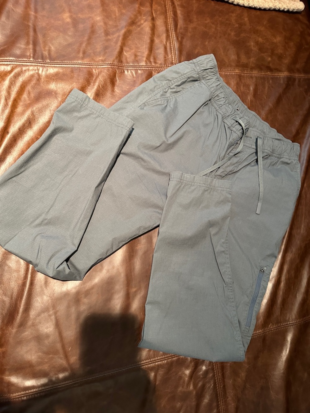 Orvis Women's Straight Leg Drawstring Pants in Light Gray